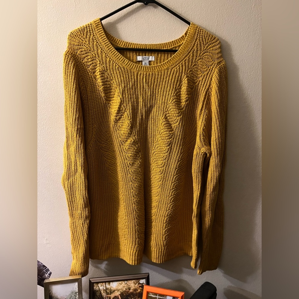 Ladies Sweater
